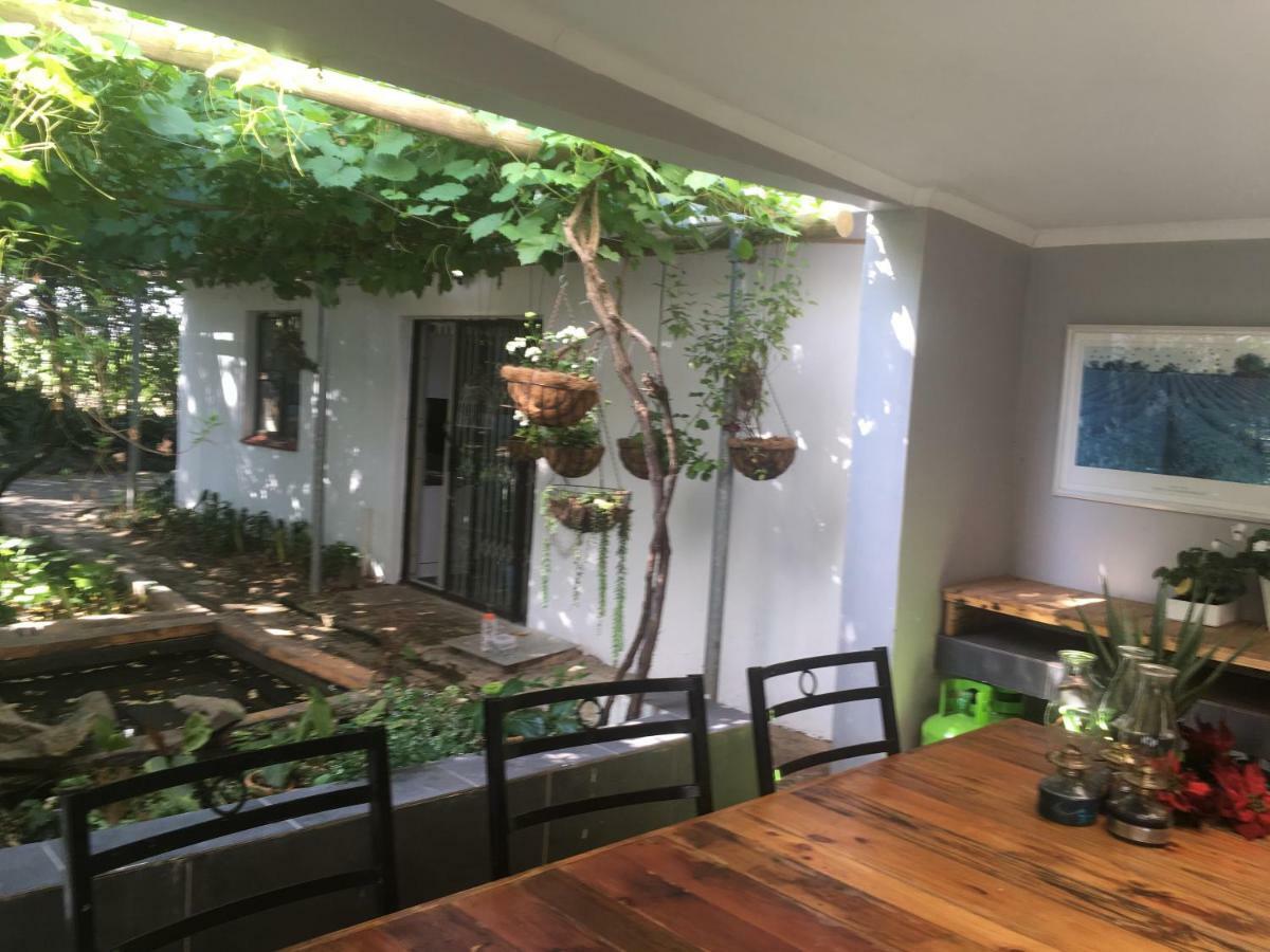 Rouana Guest Farm Hotel Stellenbosch Exterior foto